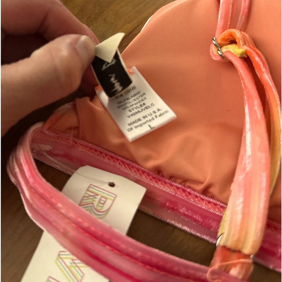 NWT Revibe Dippin Daisy’s Ribbed Boho Pink Tie Dye Bikini Top Large - Picture 6 of 8